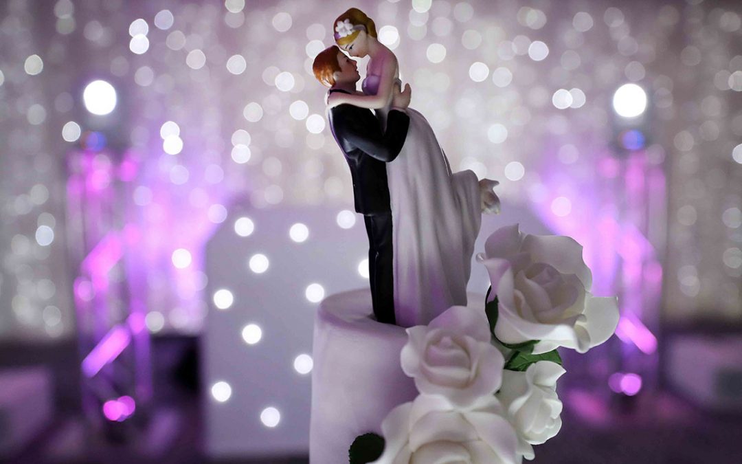 Wedding first dance ideas – how we help make the first dance a wonderful, not worrying, experience.